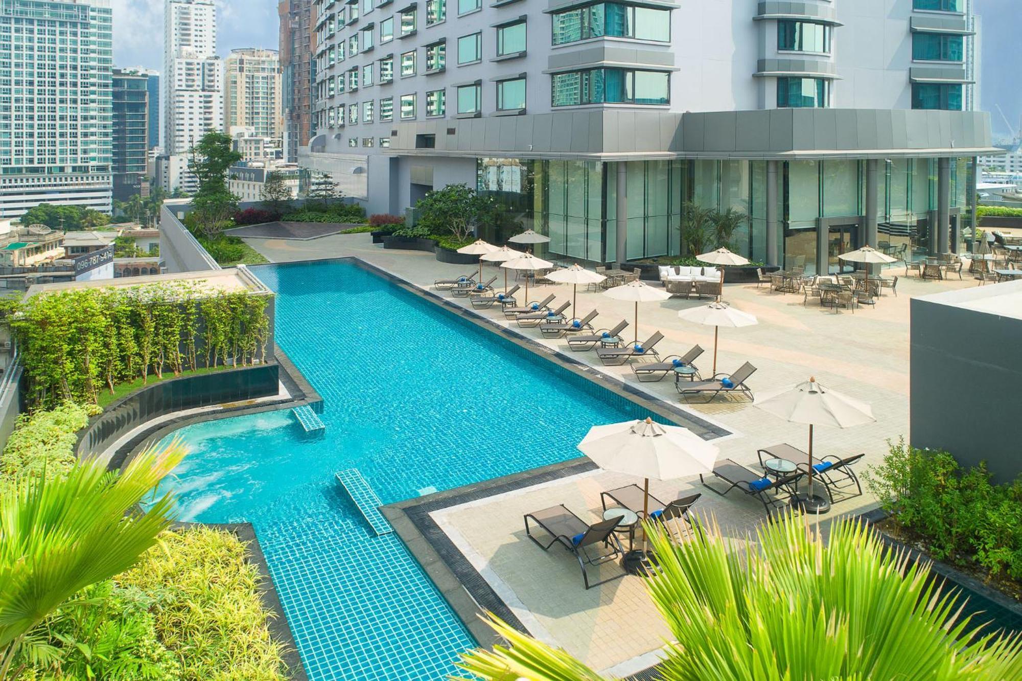 ホテル ニッコー バンコク - SHA Extra Plus Certified バンコク都 エクステリア 写真 The swimming pool at the hotel