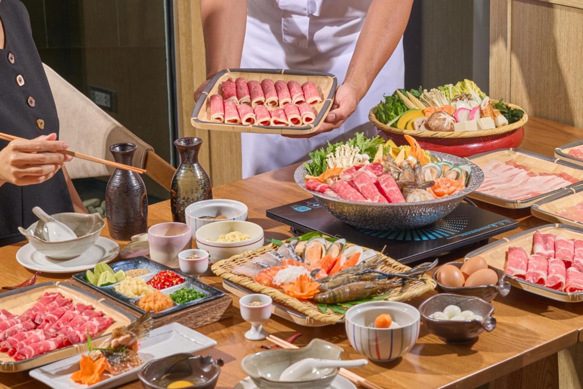 ホテル ニッコー バンコク - SHA Extra Plus Certified バンコク都 エクステリア 写真 A selection of ingredients for hot pot